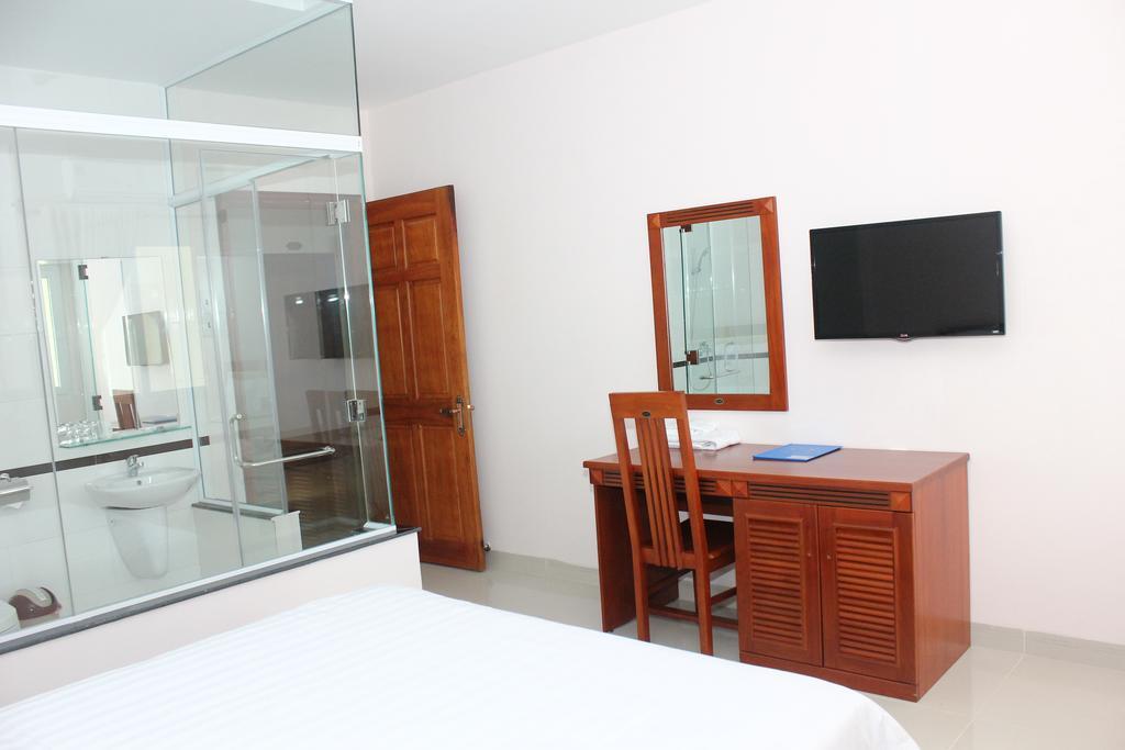 Hoang Ngoc Hotel Плейку Номер фото